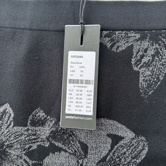 yesta black floral knit sweater skirt size 14,16,18,20 - Picture 4 of 6